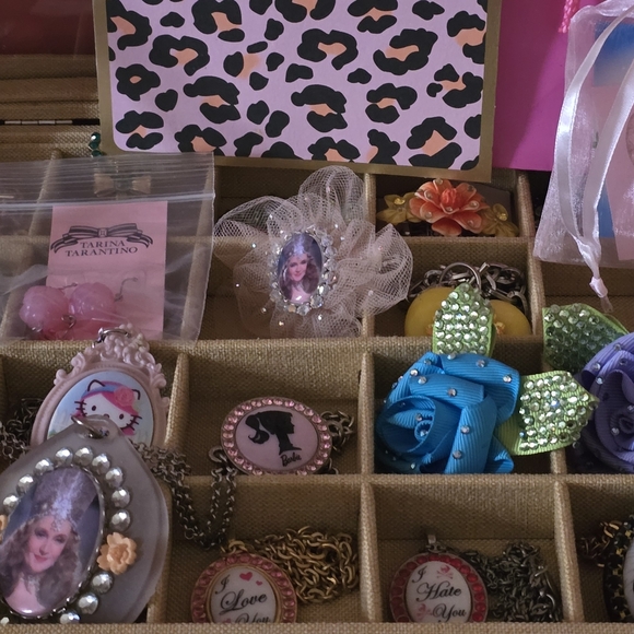 Welcome to The House of Tara! - Picture 17 of 17